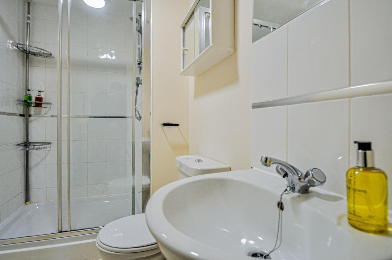 Kings Quarter - Four Bed Apartment - #0202 Maidenhead Buitenkant foto