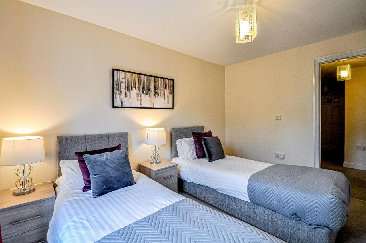 Kings Quarter - Four Bed Apartment - #0202 Maidenhead Buitenkant foto